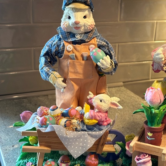 Easter Bunny Rabbit Couple, Fabric Mache, Hand Painted, 12"x 7" Unused, w/Box - Picture 8 of 14